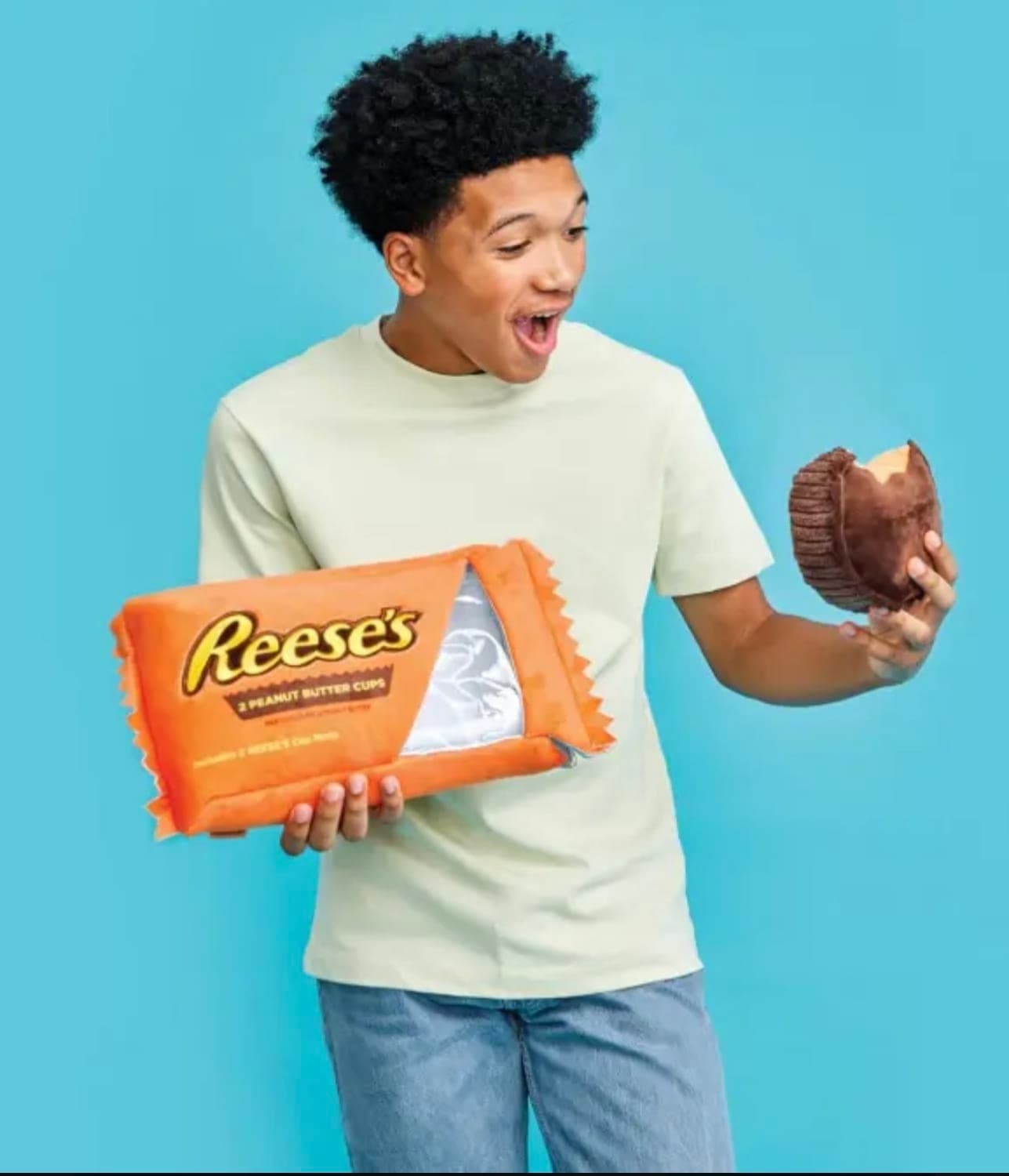 Peluche Reese’s Peanut Butter Cups – Plush Inside con 2 mini peluches - thumbnail 3